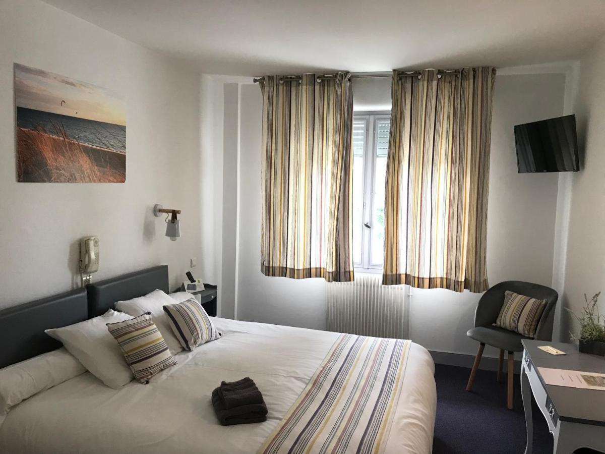 Logis Hotel Le Relais Des Plages Saint-Paul-lès-Dax Екстериор снимка
