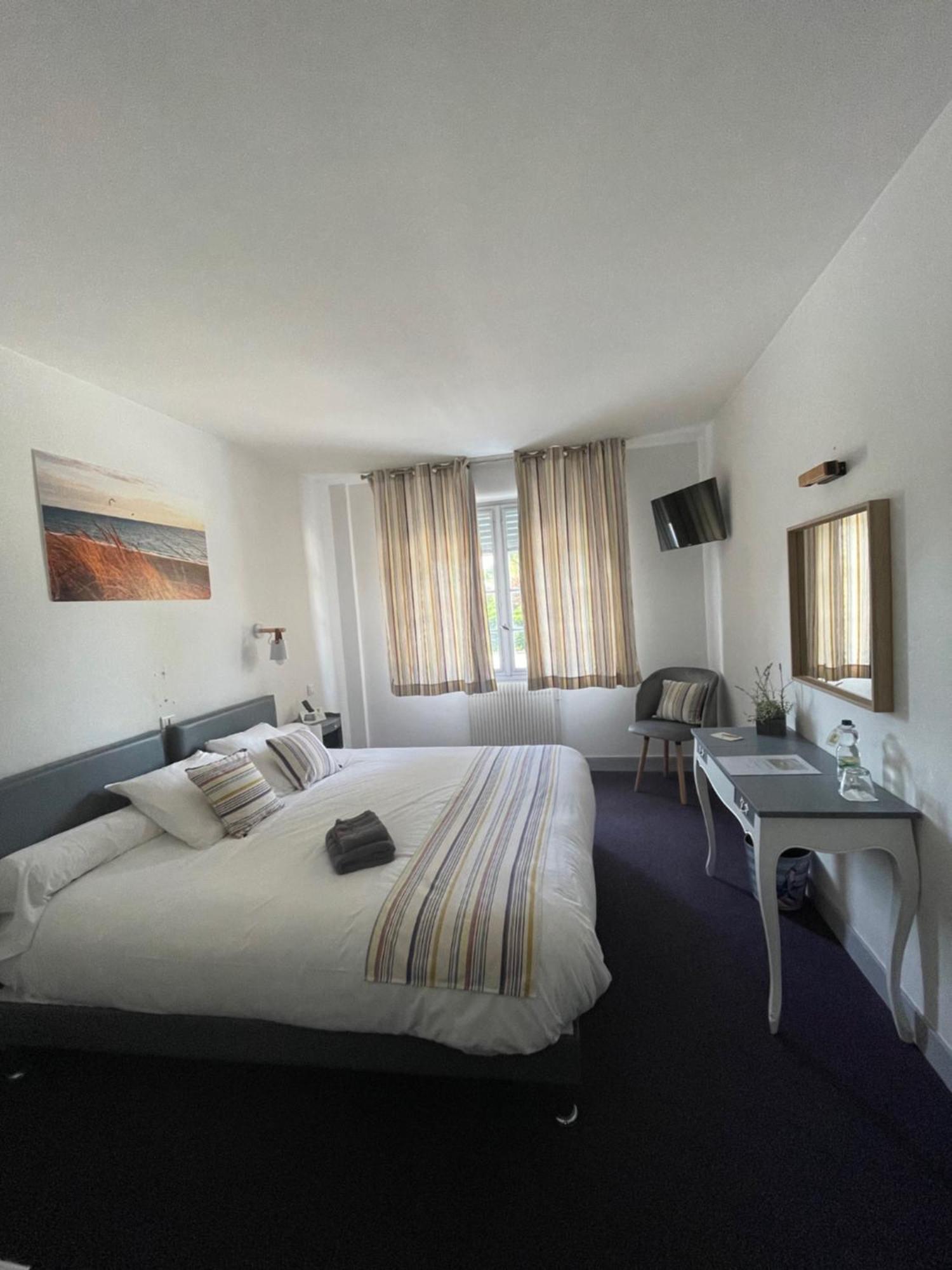 Logis Hotel Le Relais Des Plages Saint-Paul-lès-Dax Екстериор снимка
